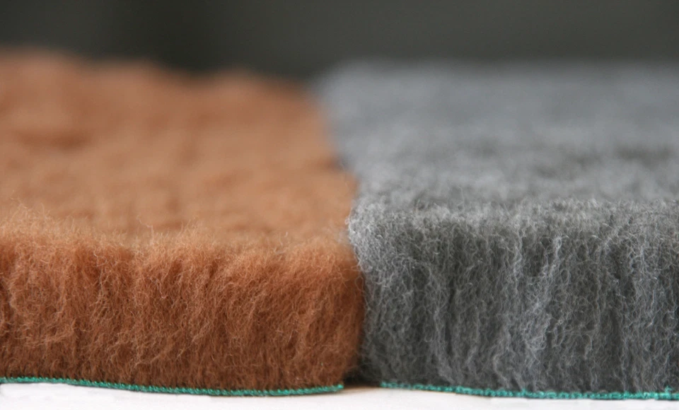 VETFLEECE Heavy Duty Greenback Whelping Fleece Bed Puppy Vet Pro Bedding Colours - Image 2 of 2