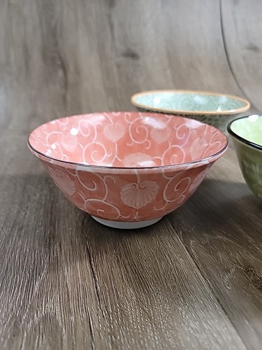 SET of 3 Japanese Rice Soup Noodle Bowls 6 inches. Japan - Picture 2 of 13