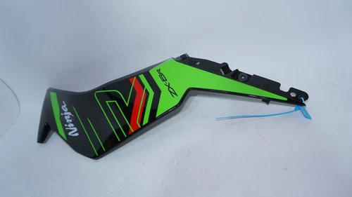 FOR Kawasaki 2024 ZX6R MIDDLE FAIRING PLASTIC BODY PROTECT Left/Right GREEN - Picture 6 of 17