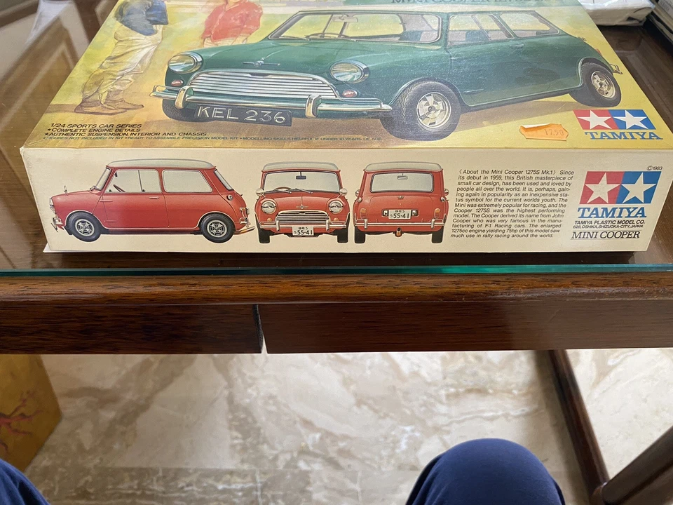 Auto modello In Scatola di montaggio - Immagine 2 di 3