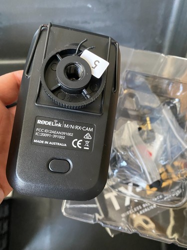 RODE Rodelink Wireless Lavalier Microphone FILMMAKER KIT, TX RX Mic - NEVER USED - Picture 6 of 8