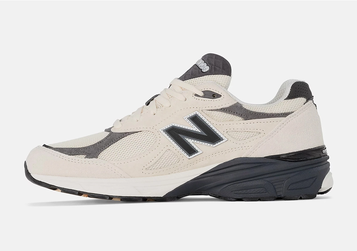 New Balance 990v3 Teddy Santis Moonbeam Size 11 NEW M990AD3