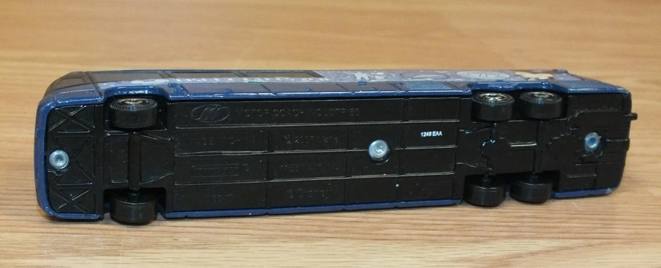 HTF 2018 Disney Parks Collectible Matchbox Motor Coach Die Cast Bus - Image 3 of 4