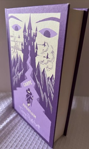 Terry Pratchett Carpe Jugulum Discworld Collection Hardcover UK Edition 2016 - Picture 8 of 9