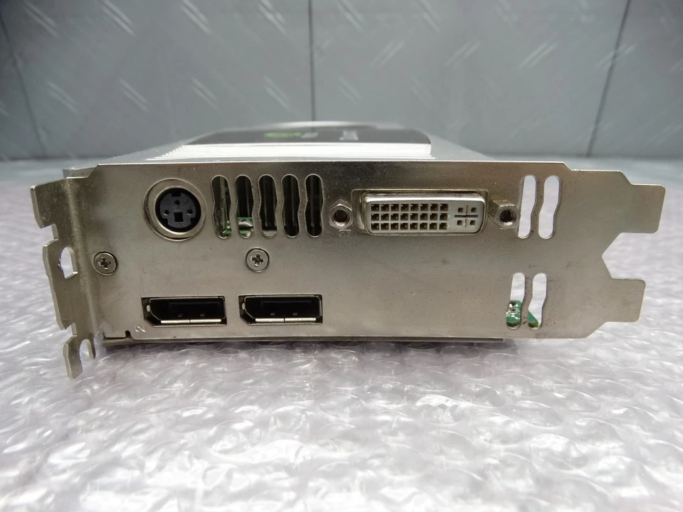 Tarjeta de gráficos Nvidia Quadro FX 4800 1,5 GB P607 900-50607-0300-000 Foto 2 de 4