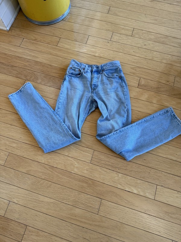 Very gently worn Levi's 501 Jeans - Size W24 L32 - Light Wash Denim