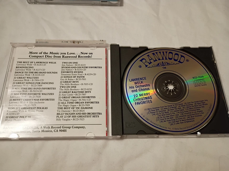 2 CDs Lawrence Welk - 22 Merry Christmas Favorites / Country Christmas Branson  Foto 4 de 4
