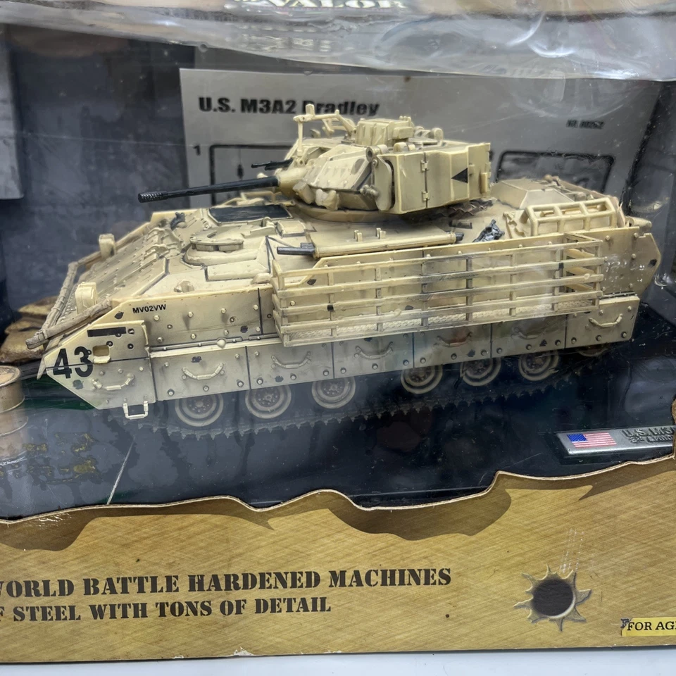 UNIMAX FORCE OF VALOR U.S. M3A2 BRADLEY BAGHDAD 2003 SCALE 1:32 TANK #90002 RARE - Image 2 of 4
