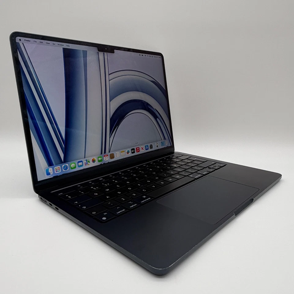 Apple MacBook Air 13" M2 · 24GB · 512GB, photo 4 of 5