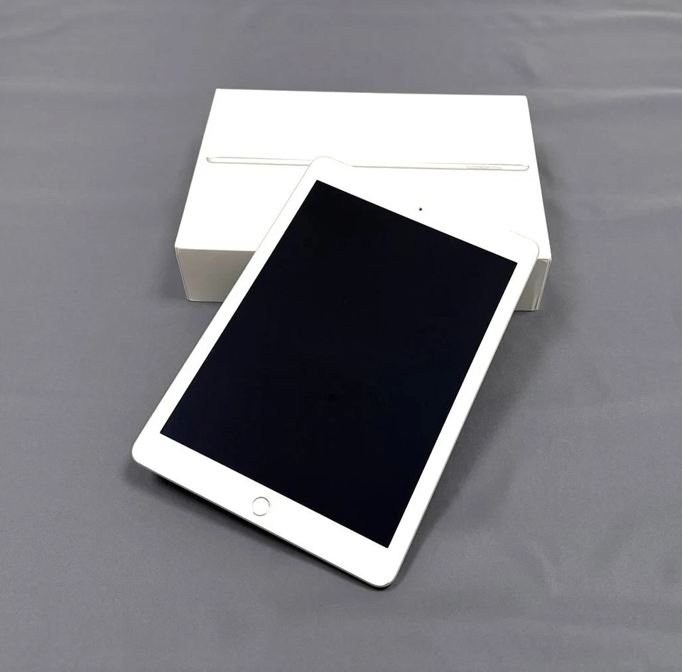 Apple iPad 5. Gen. 128 GB, WLAN +  Mobilfunk (UMTS/LTE), 9,7 Zoll - Silber - Bild 2 von 4