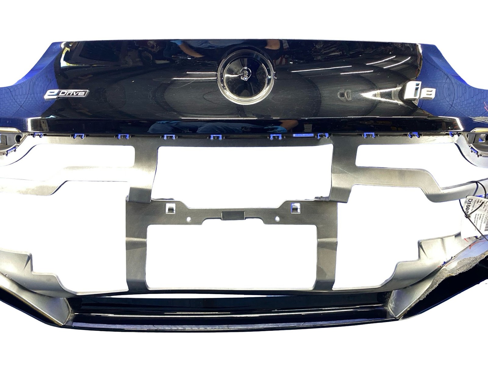 2014 - 2019 Bmw I8 Oem Rear Bumper Cover Shell Black *DAMAGE*