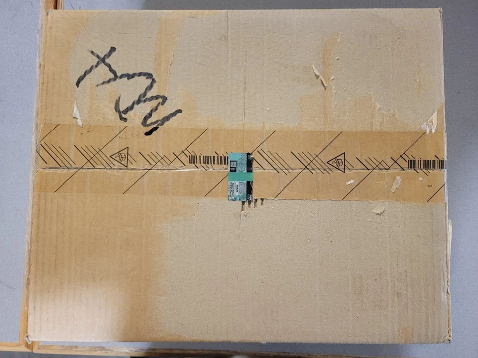 HP Tape Drive LTO-5 FC 708914-001 ESL-G3 SERIES ULTRIUM 3280  **NEW In BOX** - Image 2 of 3