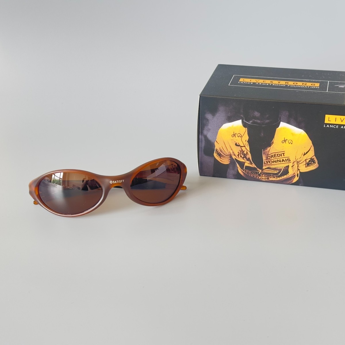 Vintage Oakley JACKET X SATISFY Prizm Sunglasses Lightweigh Brown