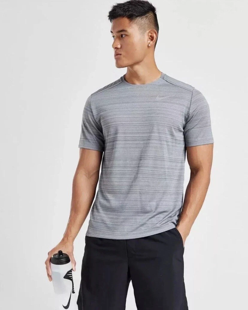New With Tag Nike Men's Dri-Fit Miler Running Shirt Top AJ7565-085 Medium