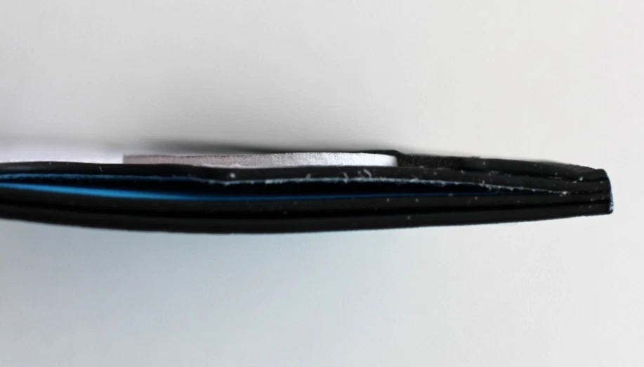 Nike Icon Air Max 90 Tarjetas Billetera Adulto Delgada Blanca/Gris Niebla/Láser Azul Foto 3 de 4