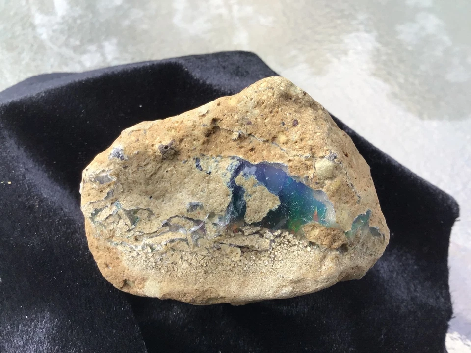 XL Black Opal, Ethiopian opal raw stone,  crystal opal, water opal, - Image 3 of 4