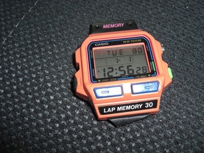 Casio - 883 SDB 500M - Vintage - Orange - LAP Memory 30 - ohne Armband !!!