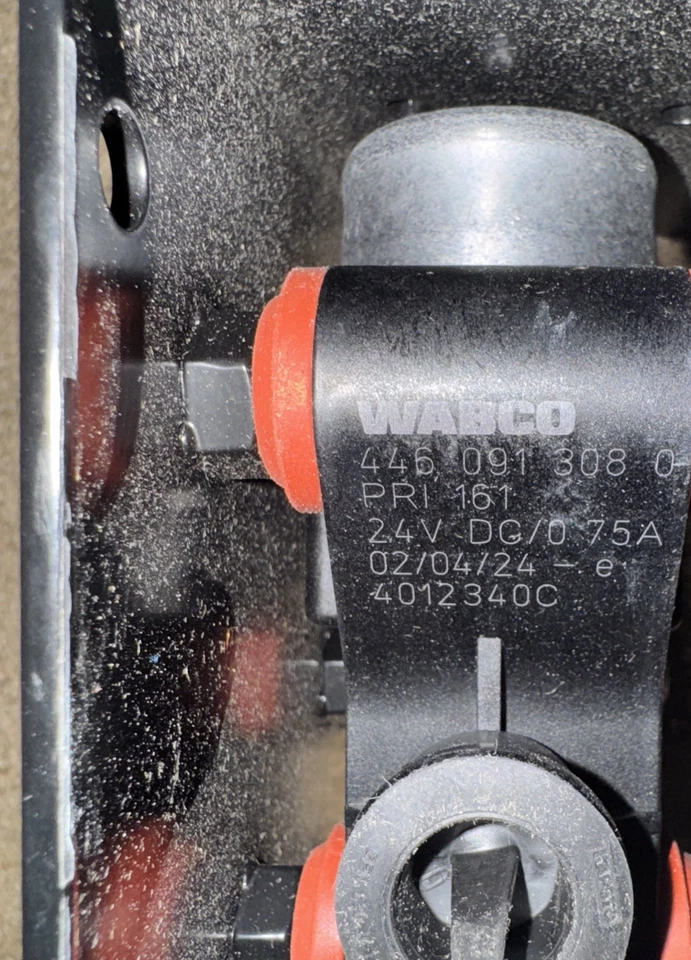 Climate Control - Water Control Valve - Image 4 of 4