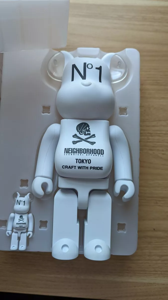 NEIGHBORHOOD TOKYO BE@RBRICK 400% 100% RARE Bearbrick!!