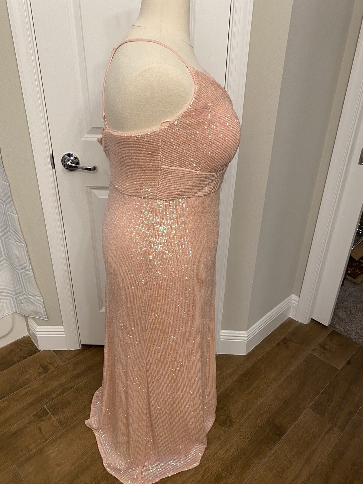 Picture 2 of 11