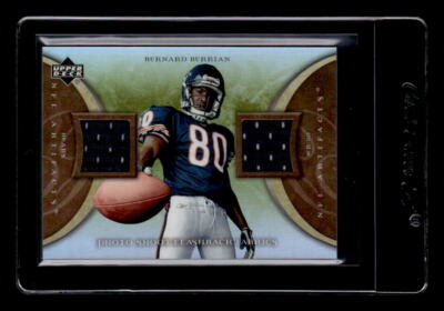 2007 Artifacts Photo Shoot Flashback Fabrics Green #BB Bernard Berrian