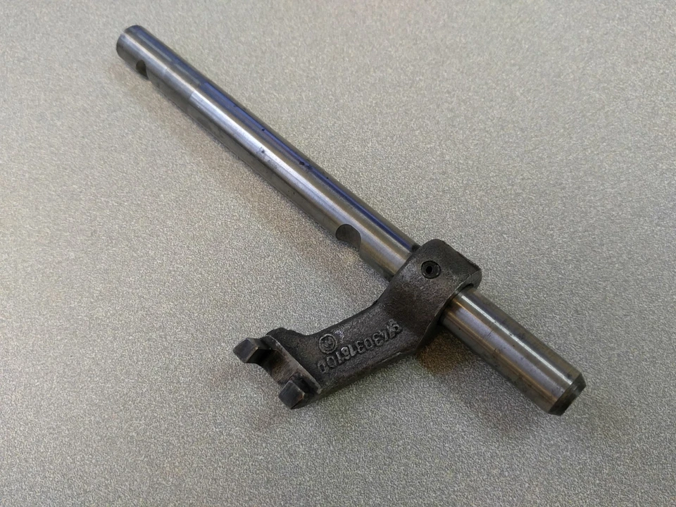 EXCELENTE VARILLA DE CAMBIO ORIGINAL PORSCHE 914 4ª a 5ª 1973-76 NLA Foto 4 de 4