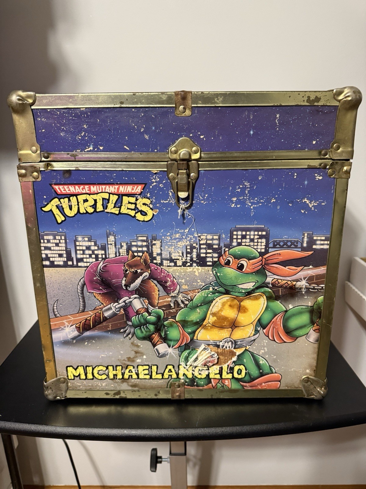 VINTAGE 90s Teenage Mutant Ninja Turtles Toy Storage Chest Trunk - 16" x 16"