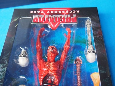 NECA Predator Deluxe Accessory Pack 30th Anniversary Authentic 7in NECA Predator Deluxe Accessory Pack 30th Anniversary Authentic 7in
