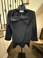 TAHARI NWT Black 2-Piece Suit Set Sz 8 – Elegant Bow Jacket + Skirt, MSRP $300