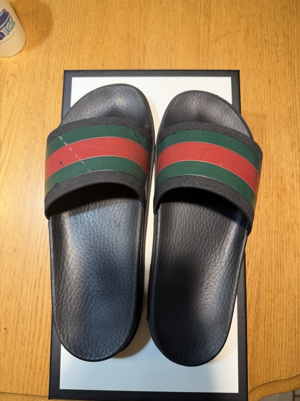 Gucci Men’s Black Slide Size 8
