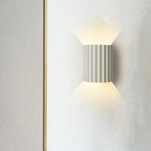 Modern LED Wall Sconce Minimalist Resin Wall Light Nordic Style Half-Cylinder - Picture 4 of 7