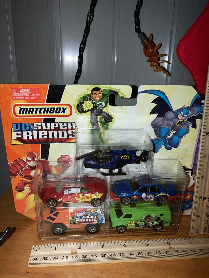 Matchbox Collectibles Batman DC Super Friends 5 Cars Brand New Sealed Rare - Image 2 of 3