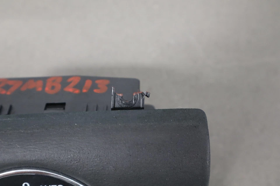 Переключатель фар 2007 Maybach 57 W240 (сломанные вкладки) A2405450004 - Изображение 4 из 4