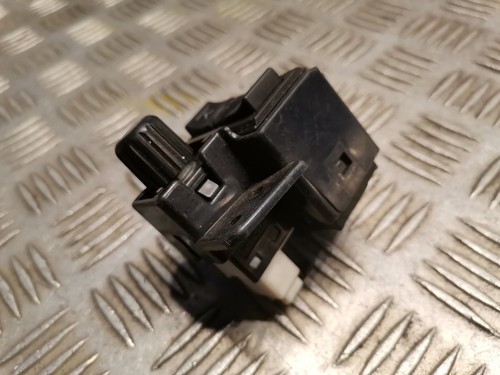 LEXUS IS II GSE2, ALE2, USE2 Switches 55438-53030 - Picture 2 of 4