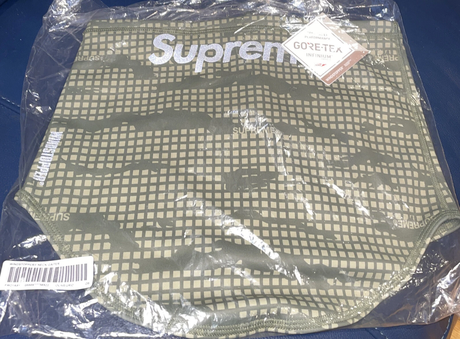 Guêtre de cou Supreme WINDSTOPPER grille olive camouflage GORE TEX FW21 + 2 autocollants BOGO