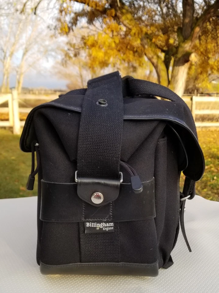 Billingham 306 相机包 - 黑色 带黑色皮革装饰  — 第 4/4 张图片