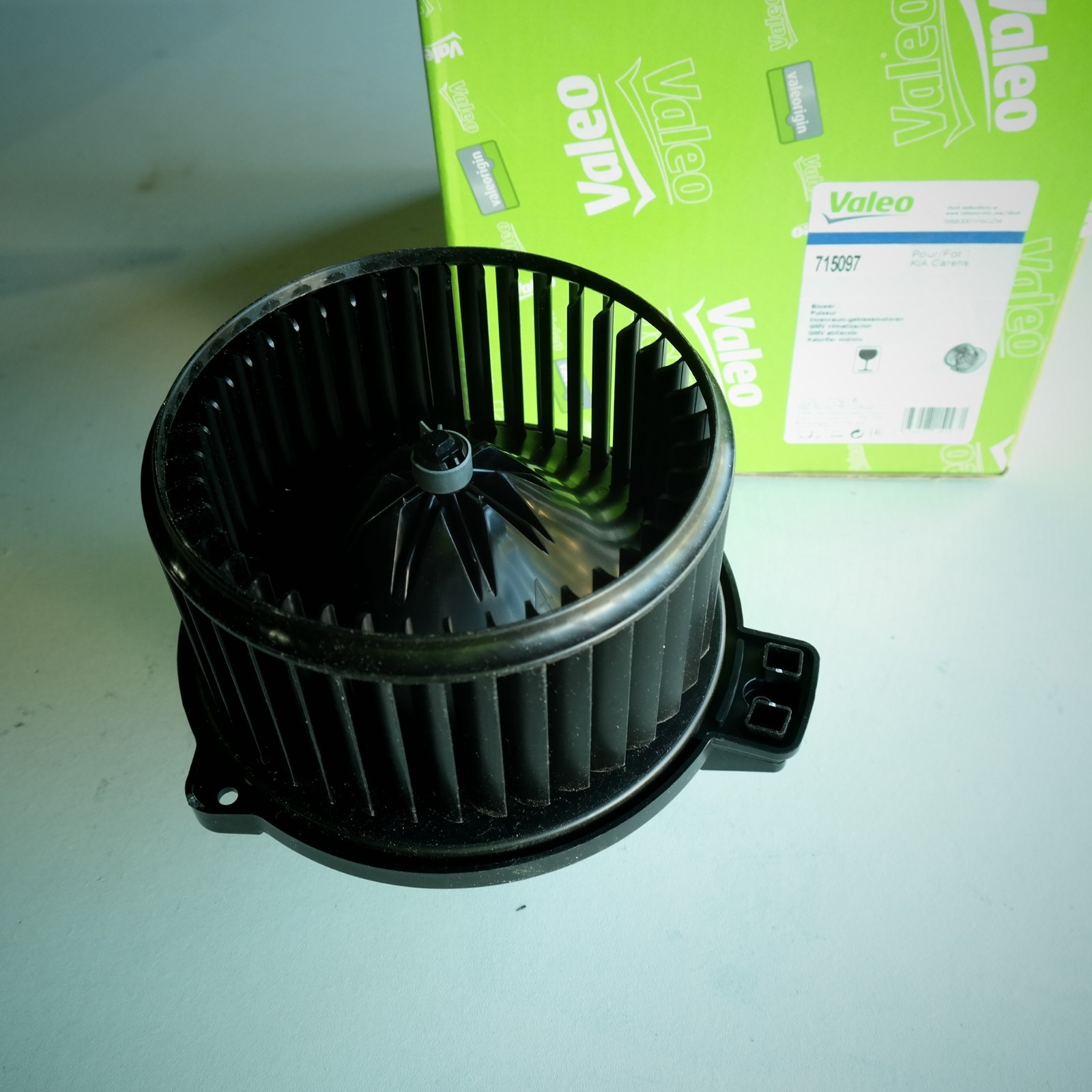 Pulseur d'air habitacle Valeo 7715097 pour ventilation de Kia Carens