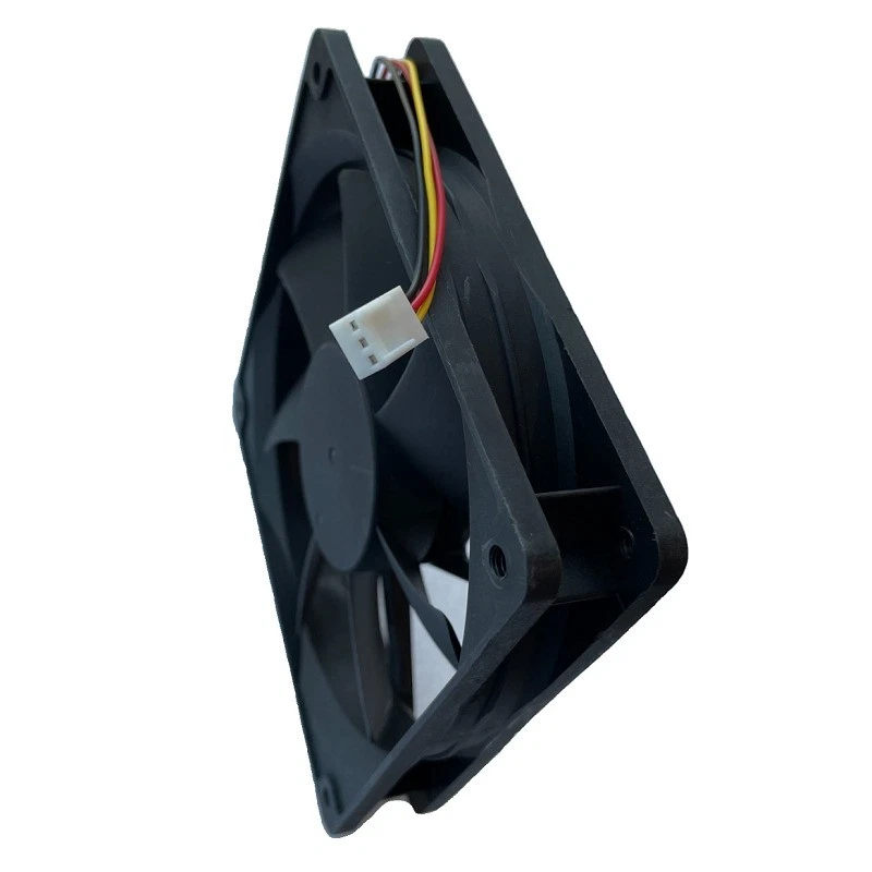 For YS.TECH FD121225HB 12V 0.46A 120*120*25mm 3pin 2600RPM 106.1CFM Cooling Fan - Image 2 of 3