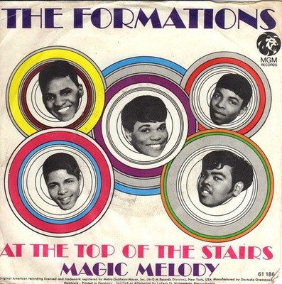 The Formations - At The Top Of The Stairs (7'', Single, Mono)