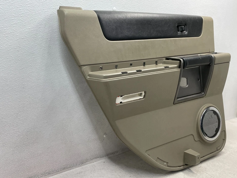 Panel de cubierta de puerta interior del conductor trasero izquierdo Hummer H2 2003-2007 beige 1630 OEM Foto 3 de 4