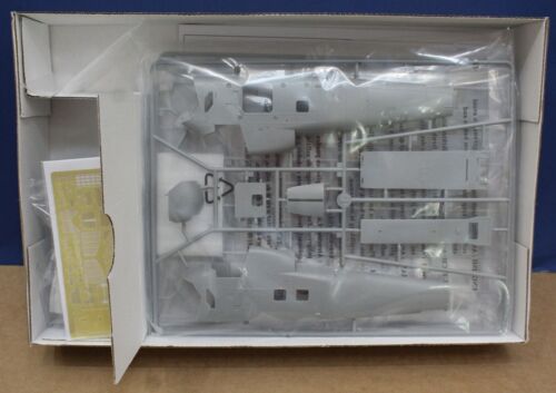 Gallery Models 64102 H-34 US Navy Rescue kit elicottero 1:48 sigillato all'interno 2012 - Foto 2 di 5