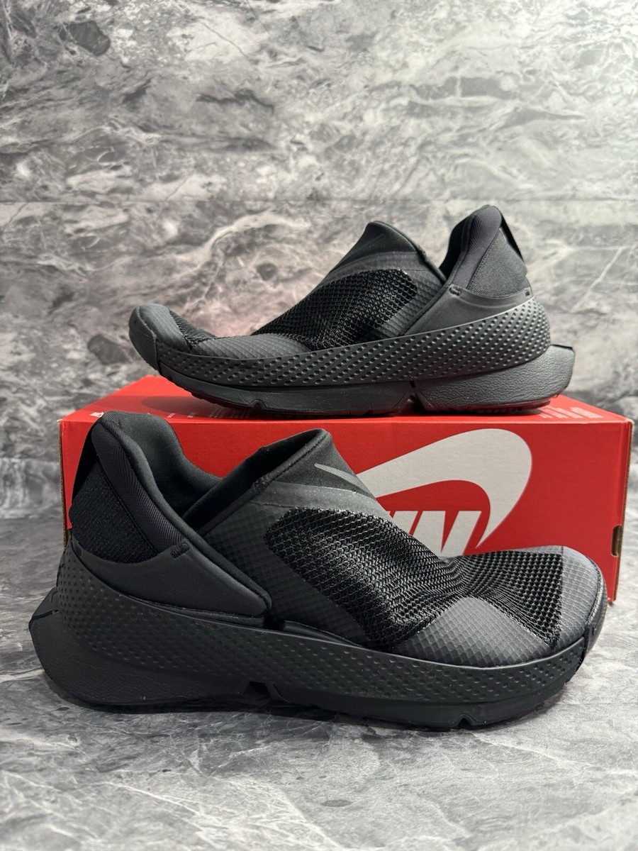 Nike Go FlyEase Triple Black DR5540-006 Womens Size 9.5