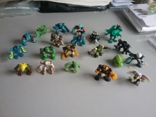 20 pupazzetti ROBOT GIOCO  , anni 2000