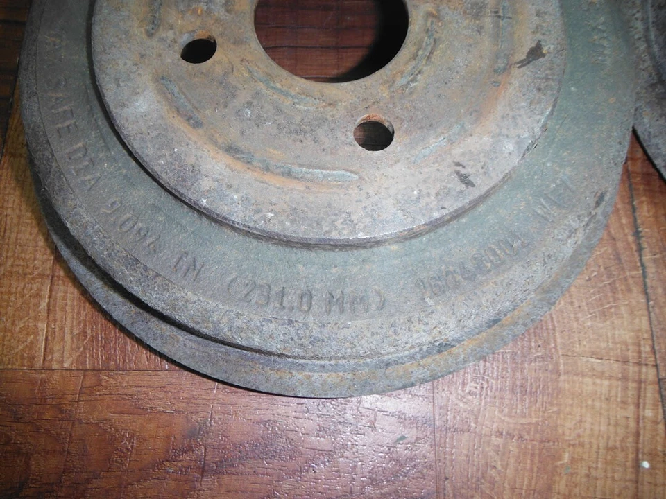 05-08 TAMBOR FRENO TRASERO CHEVROLET COBALT PONTIAC G5 Foto 4 de 4