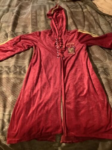 Harry Potter Quidditch Robe. Child Size Small. Preowned. Rubies - Picture 1 of 10