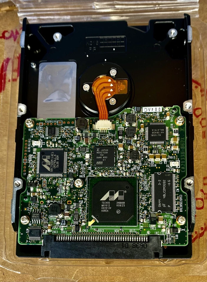 PH-0GC826 DeLL 0GCH26 3.5” Hard disk 146GB 10K U 320 SCSI 80PIN MAW3147NC - Image 3 of 3