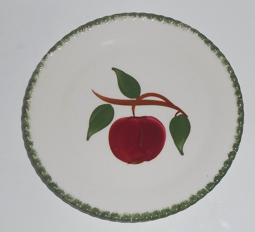 Blue Ridge Southern Potteries Quaker Apple Bread Plate | eBay