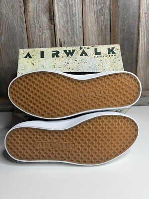 Airwalk 19 OZ SUEDE 90s Skate Shoes Sneakers Size 7 mens Vintage