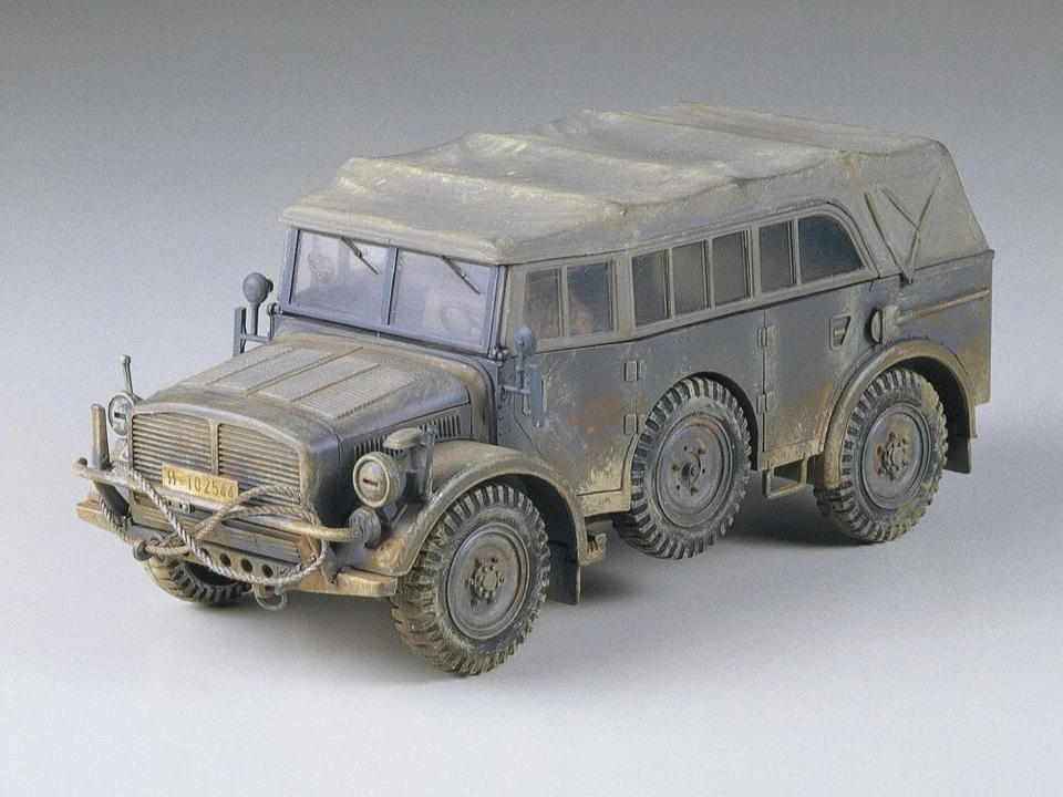 Tamiya 35052 Tedesco Horch Tipo 1A Ltd Personale Cargo 1/35 Scala , di Plastica - Immagine 2 di 4