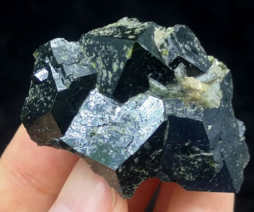 42 mm 46 g großer Kristall glänzend Andradit Granat Innere Mongolei China B3636 - Bild 2 von 6
